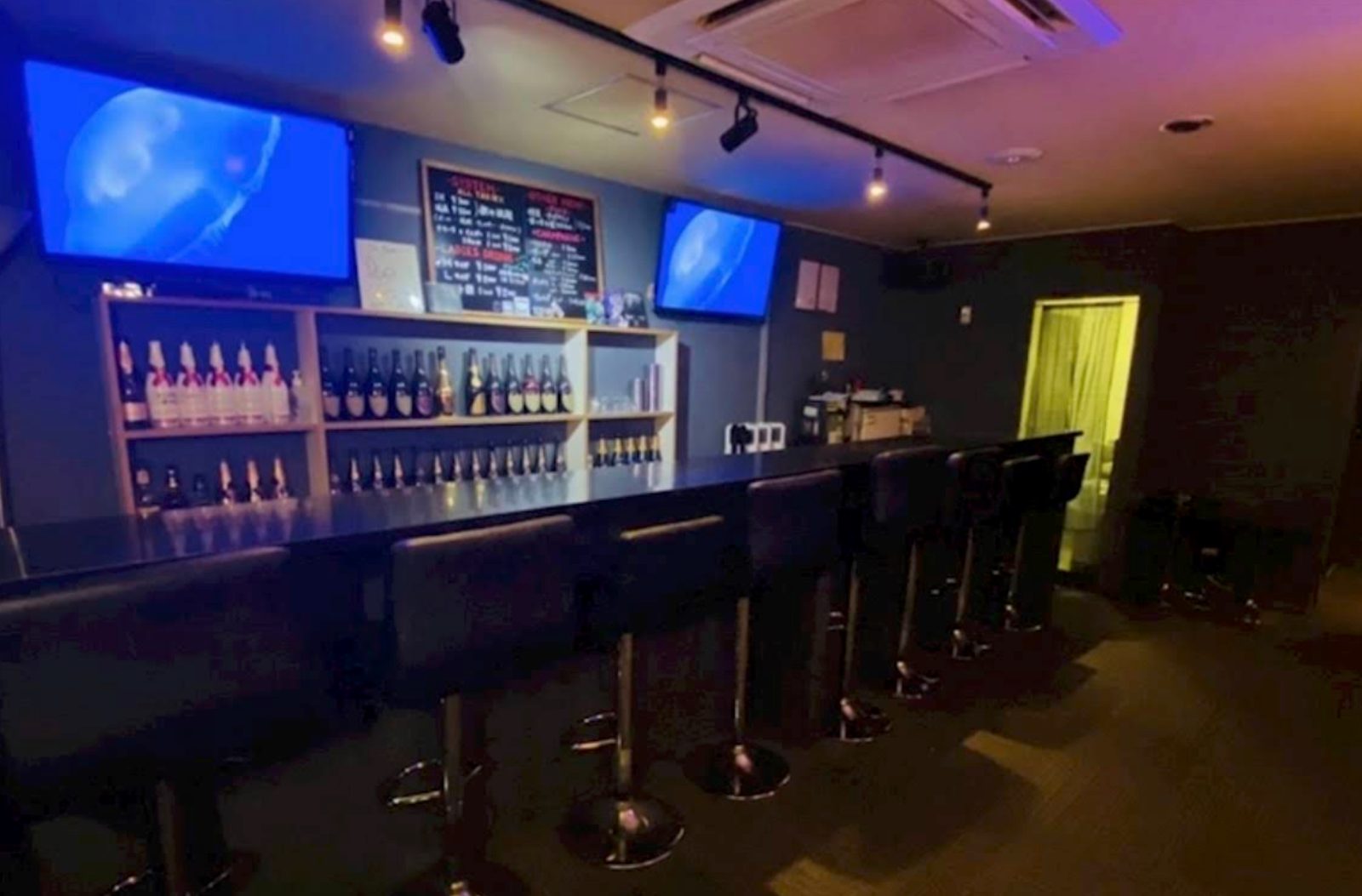Girl's Bar Ace(エース) 店内写真
